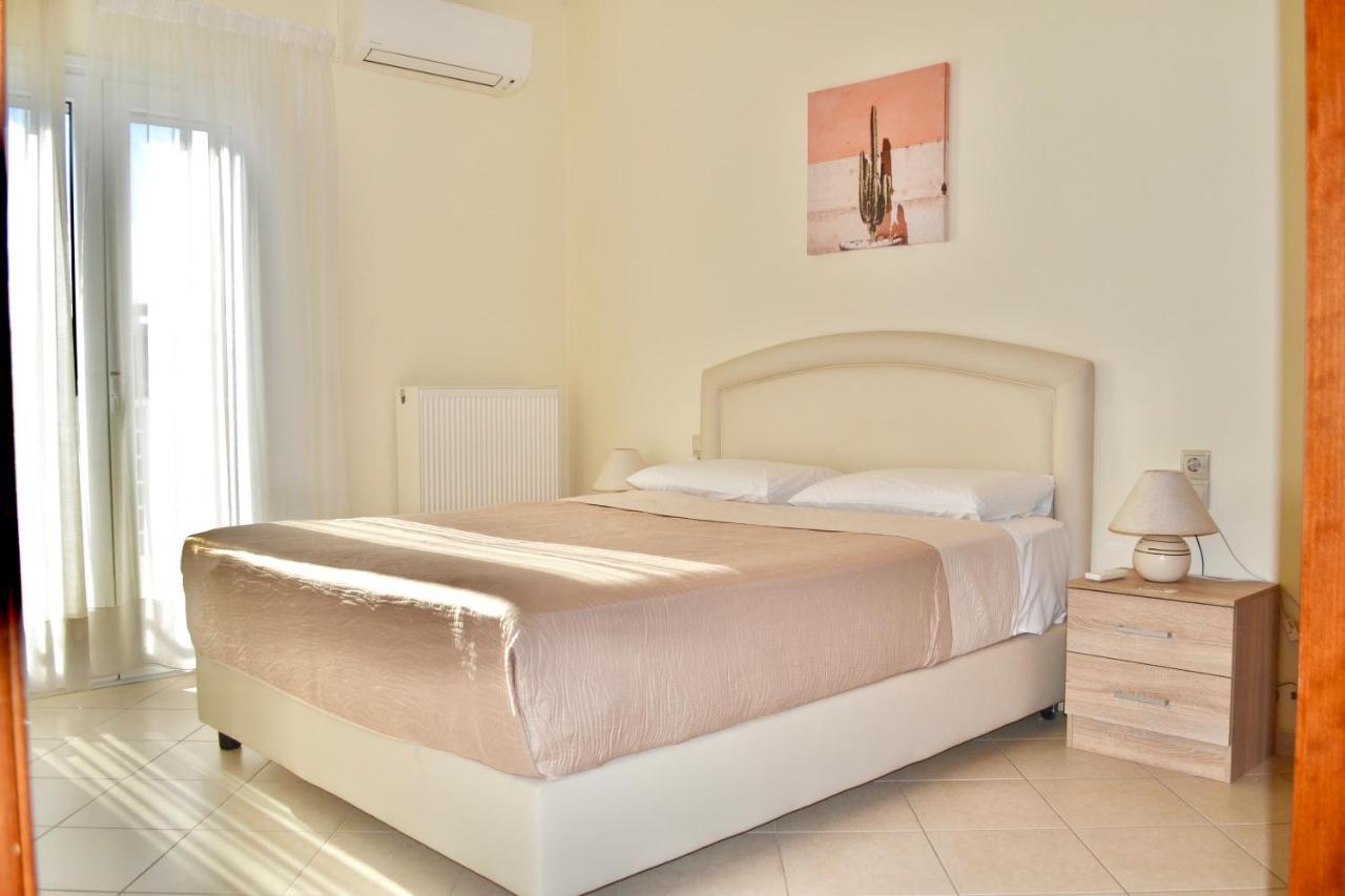 Giorgos Large Size Apartments -Family Friendly With Free Parking And Yard Views Iráclio Exterior foto
